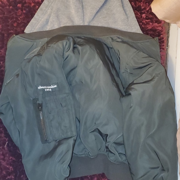 The Abercrombie kids bomber Jacket - Picture 3 of 3